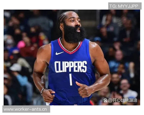 怀特谈最后防守策略：适时犯规或许是明智选择幸好哈登未能命中关键投篮